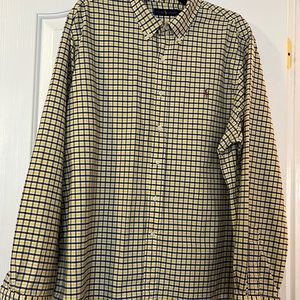 Mens like new Ralph Lauren shirt